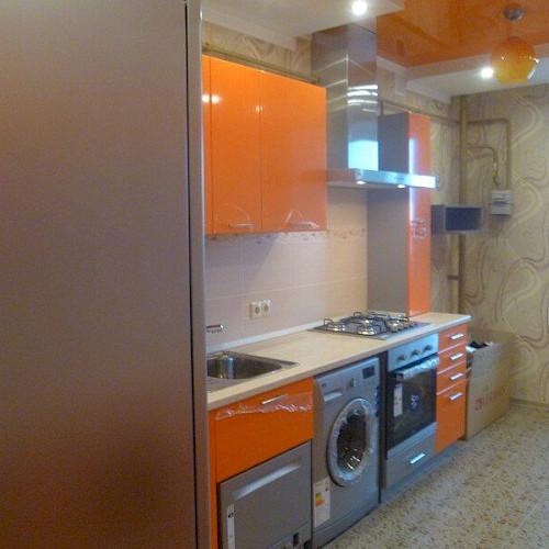 Кухня оранжевого цвета 02